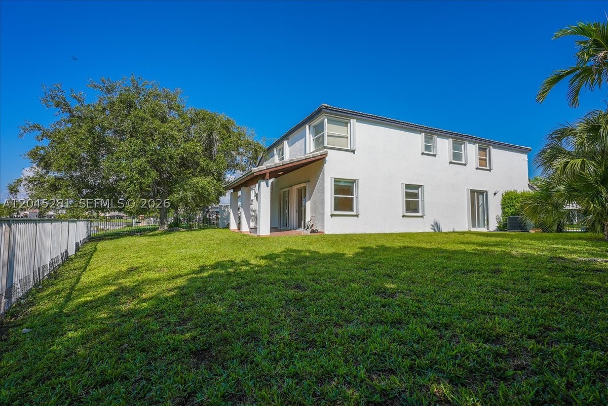 TOWNGATE - Residential