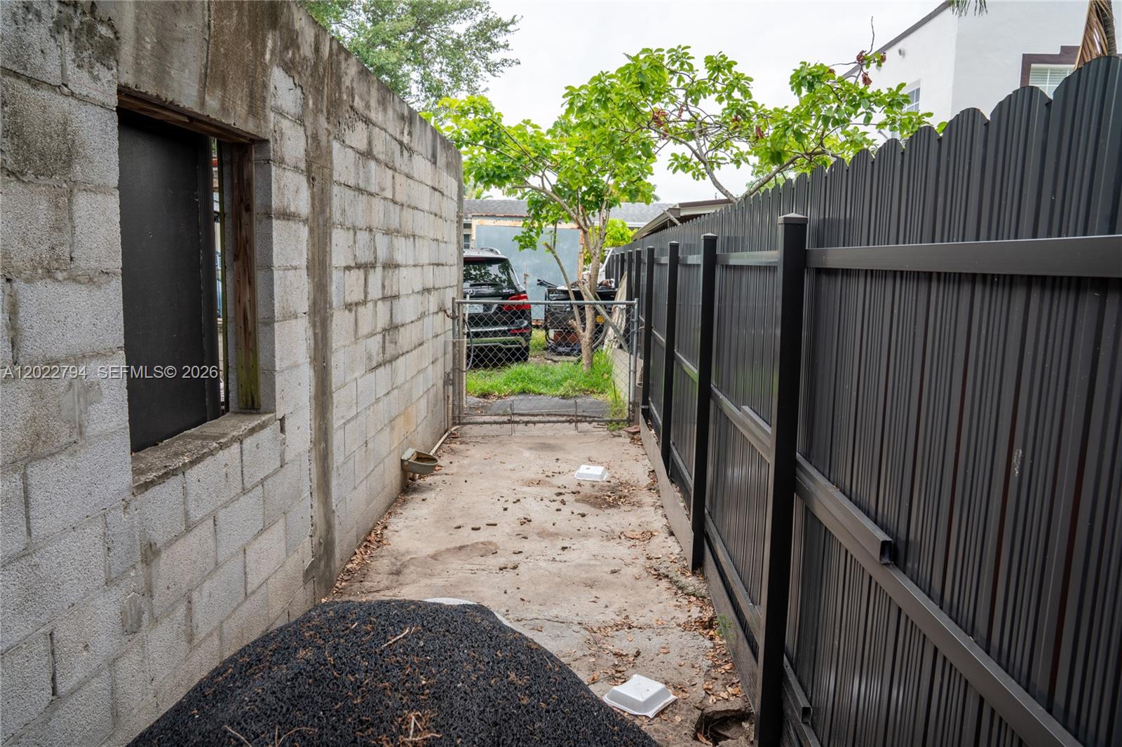 GRAPELAND HEIGHTS - Residential Income