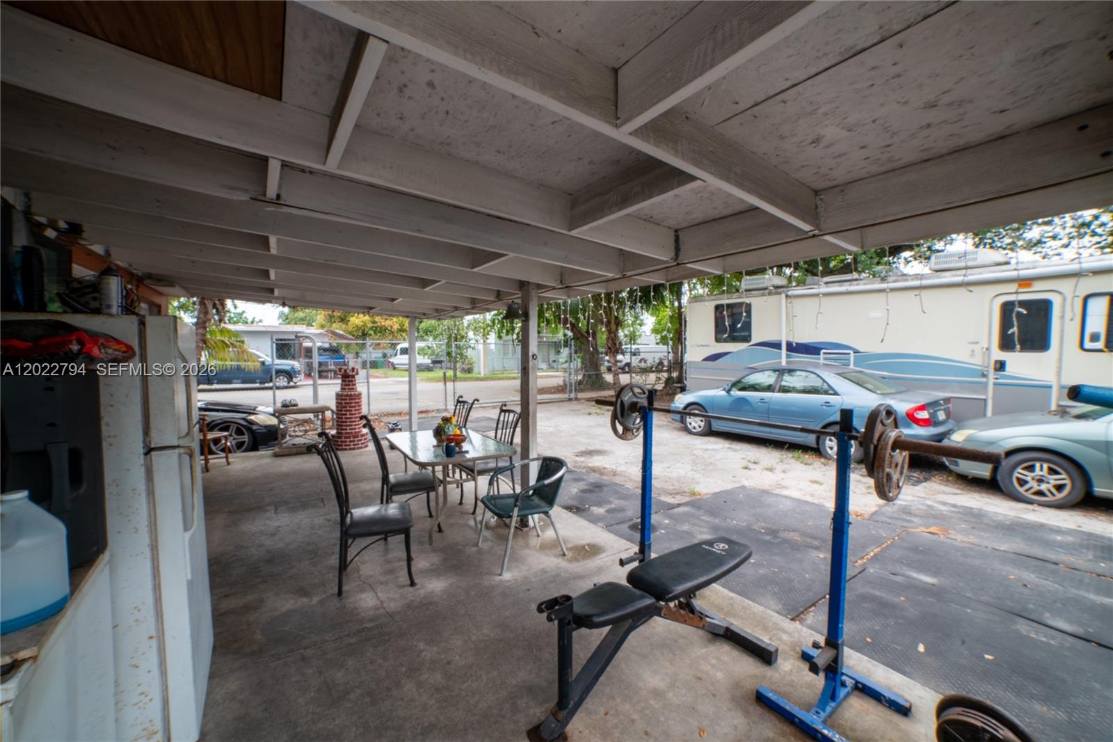 GRAPELAND HEIGHTS - Residential Income