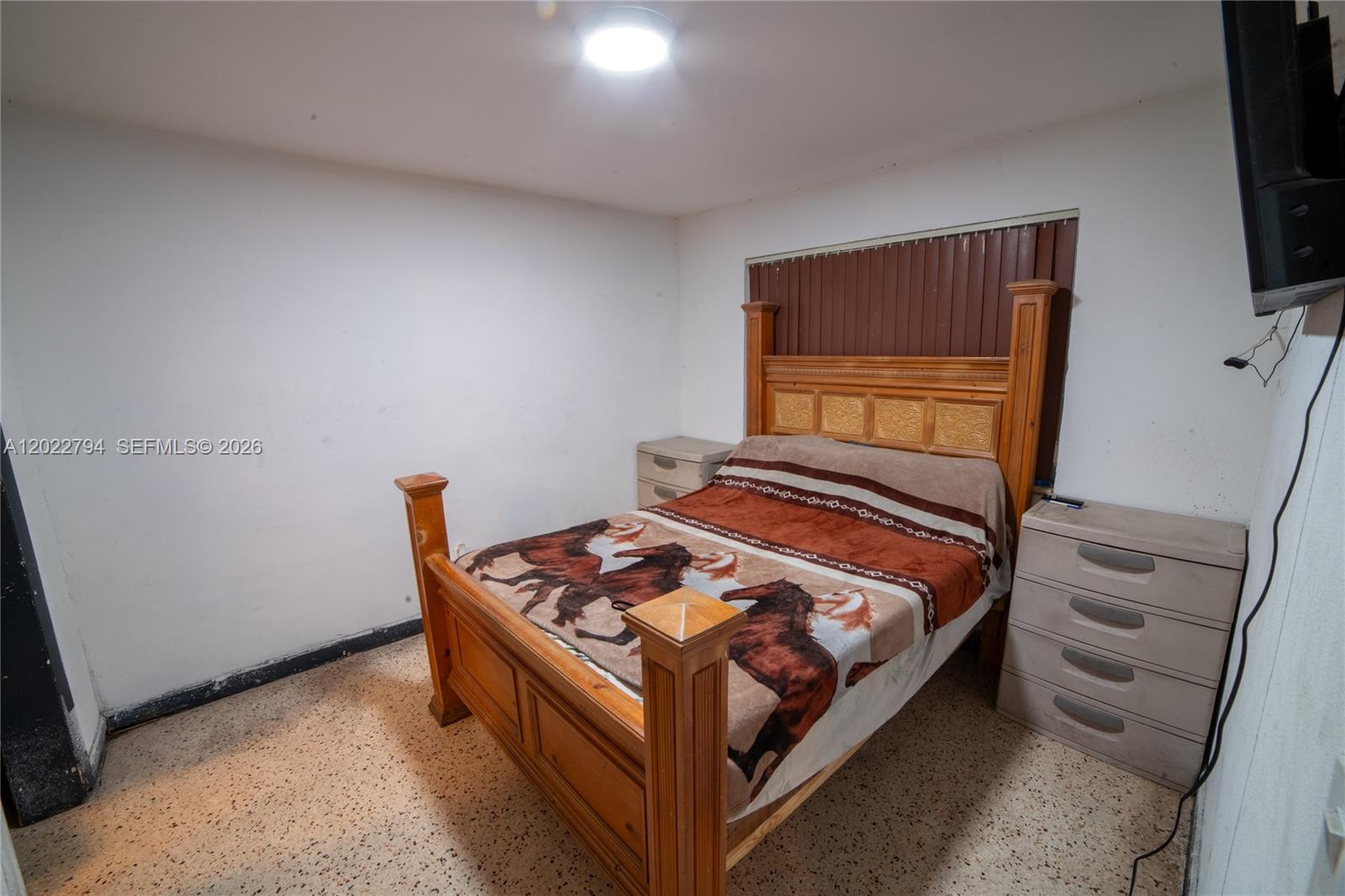 GRAPELAND HEIGHTS - Residential Income