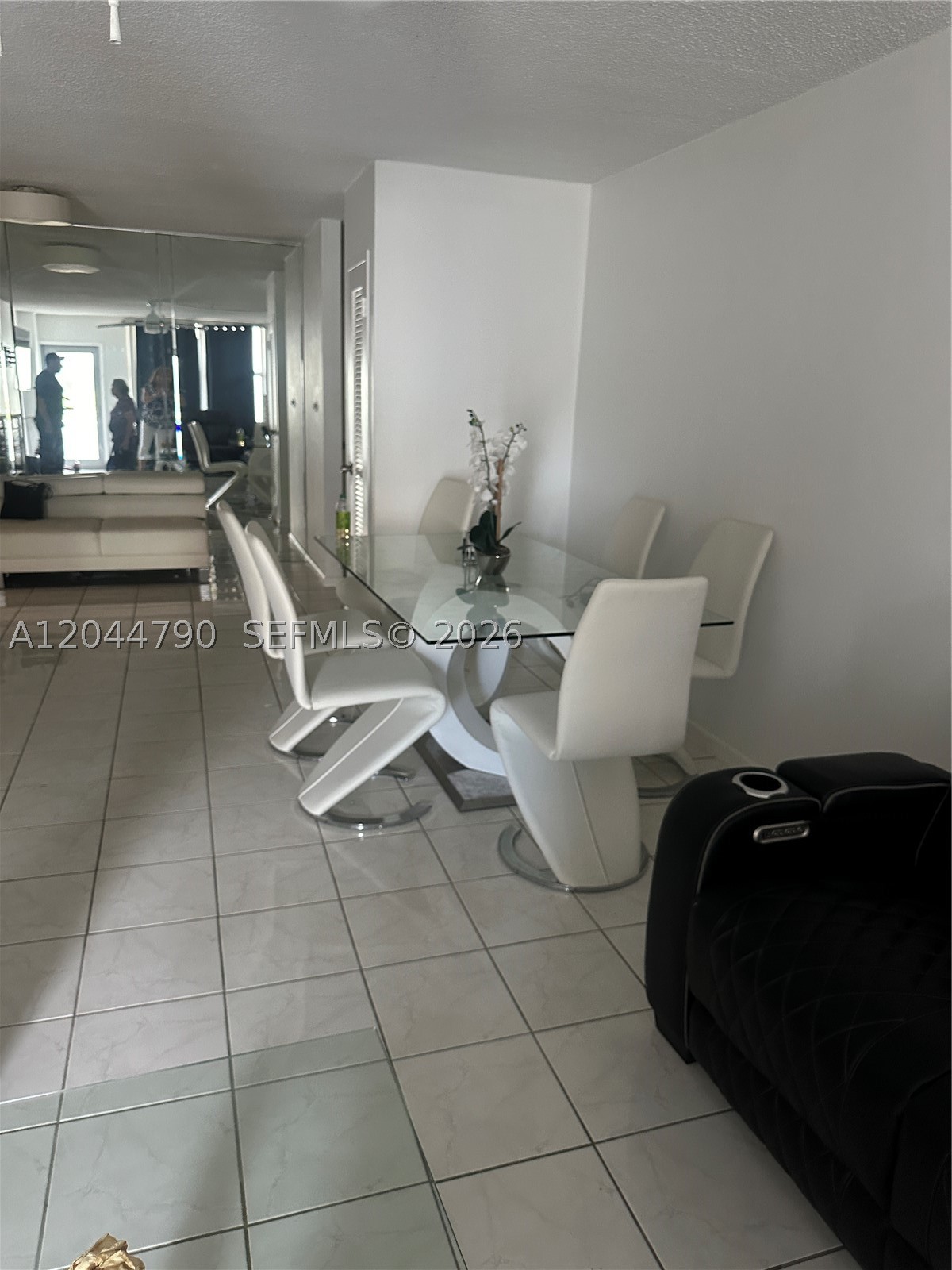 FOUR WINDS CONDO - Residential Lease