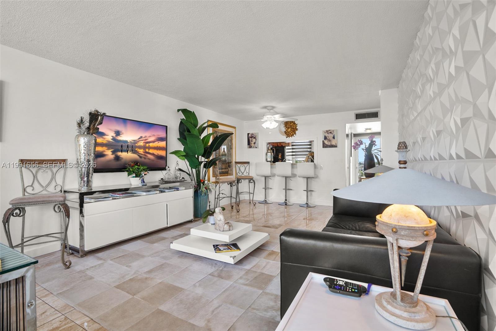 GRANADA HOUSE CONDOMINIUM - Residential