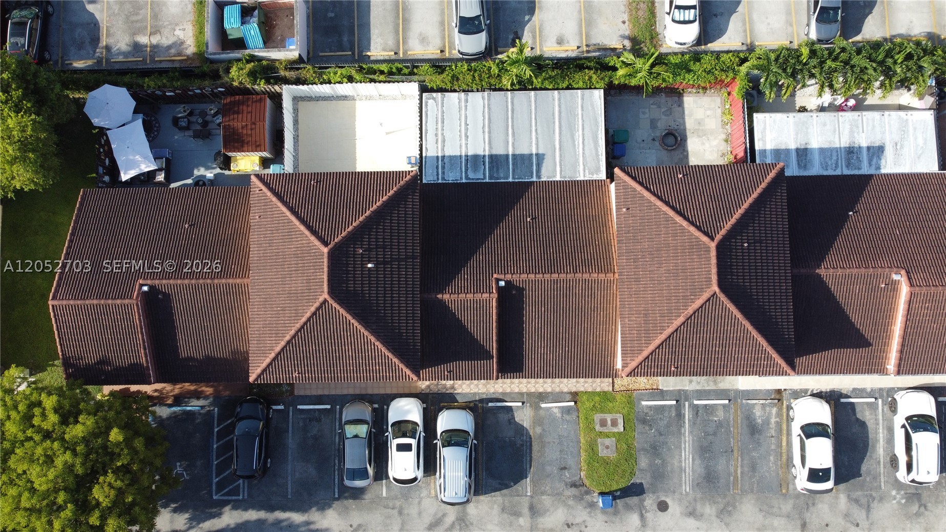 VILLAS AT BRISTOL PARK CO - Residential Lease