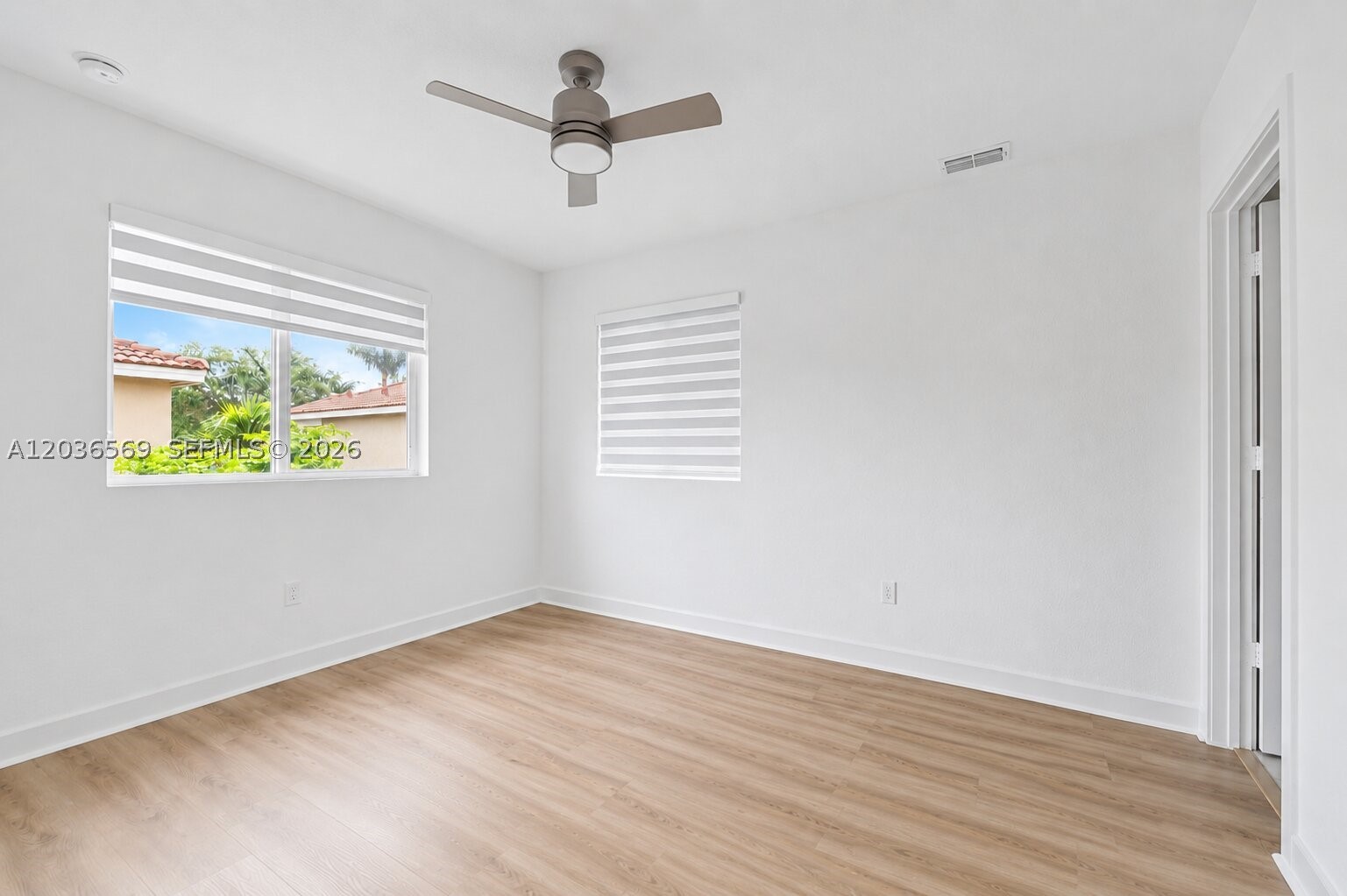 TOWNS AT SEASCAPE - Residential Lease