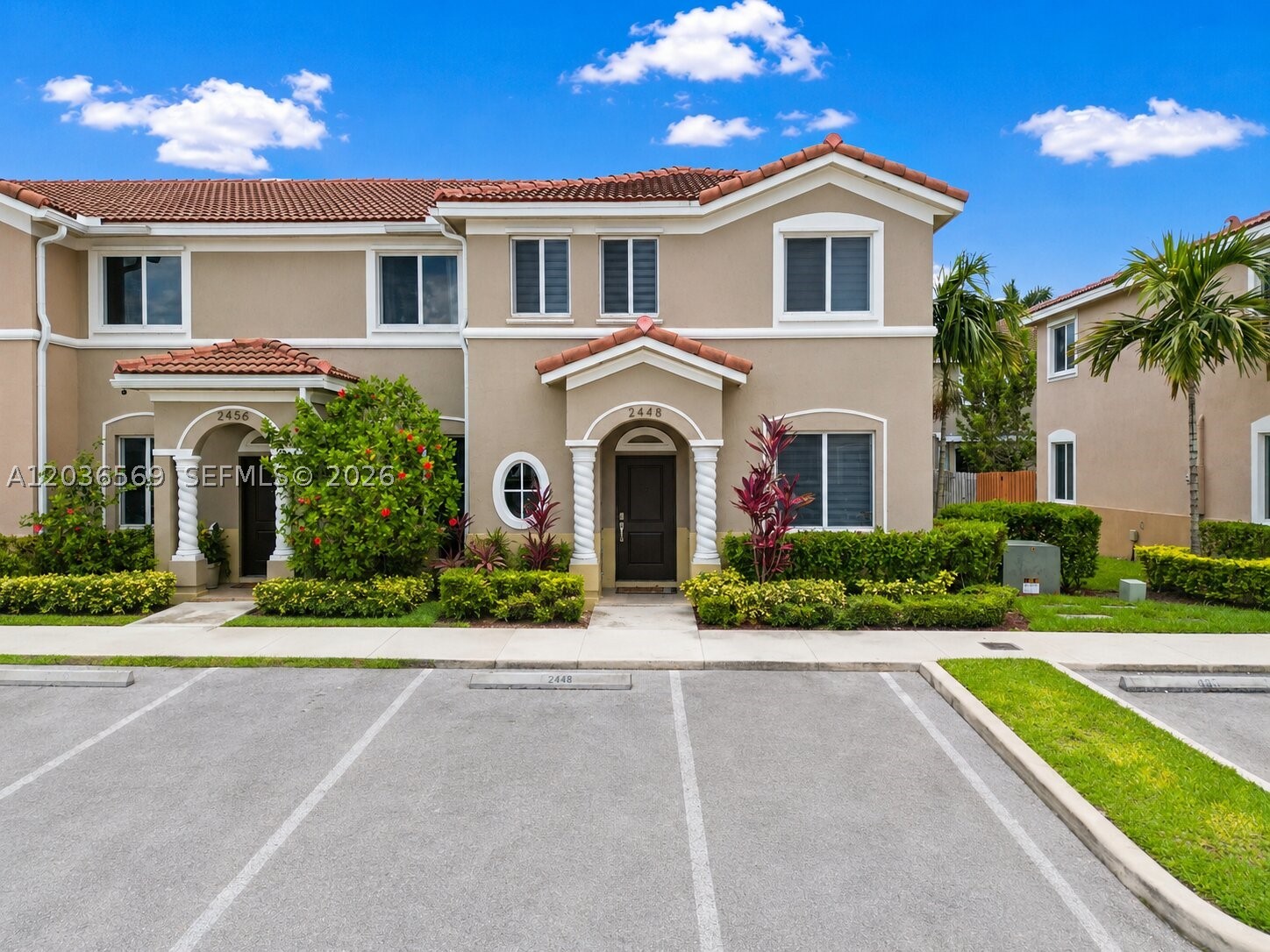 TOWNS AT SEASCAPE - Residential Lease