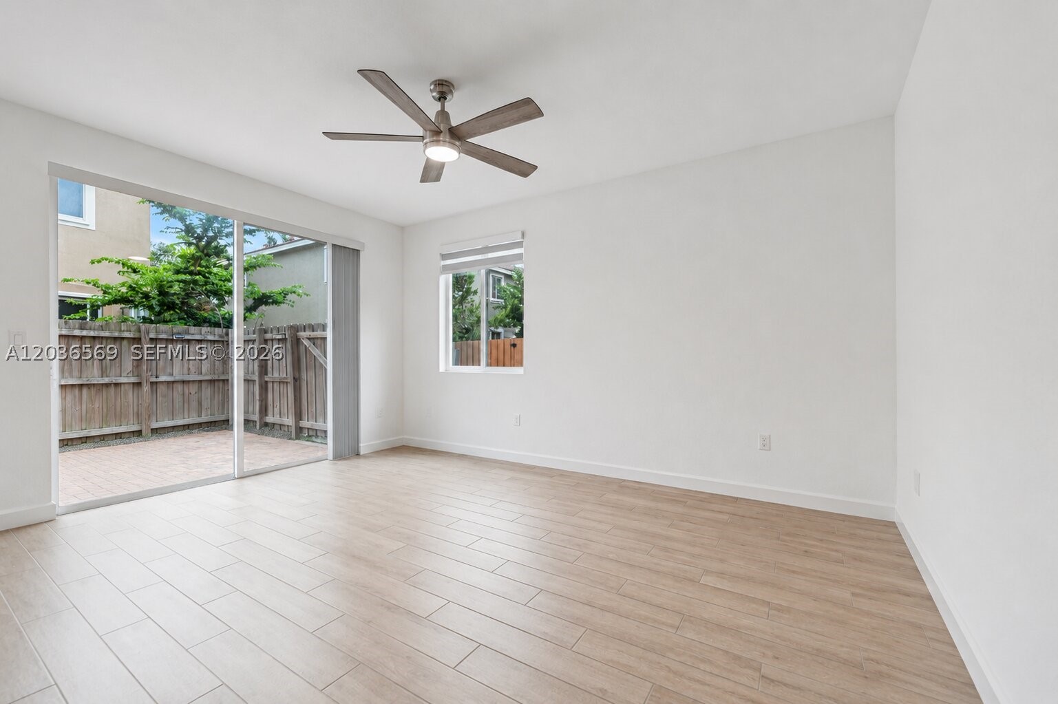 TOWNS AT SEASCAPE - Residential Lease