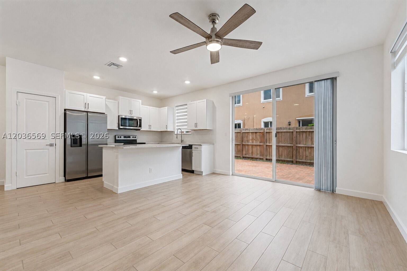 TOWNS AT SEASCAPE - Residential Lease