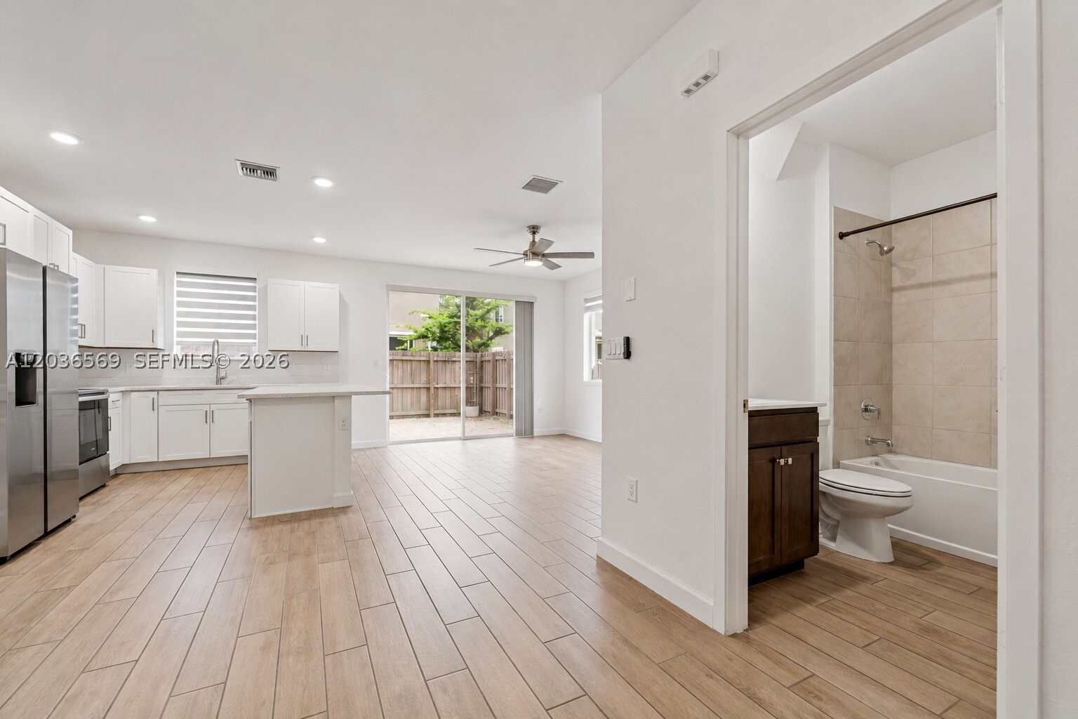 TOWNS AT SEASCAPE - Residential Lease