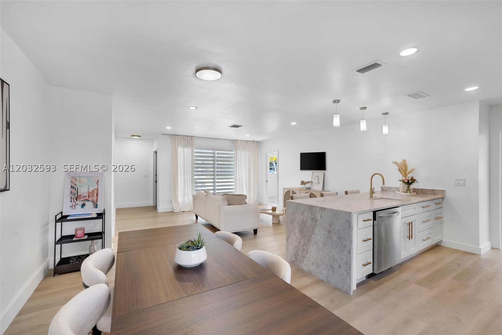 HOLLYWOOD HILLS AMEN PLAT - Residential