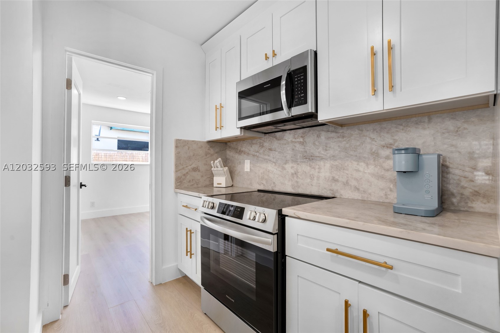 HOLLYWOOD HILLS AMEN PLAT - Residential