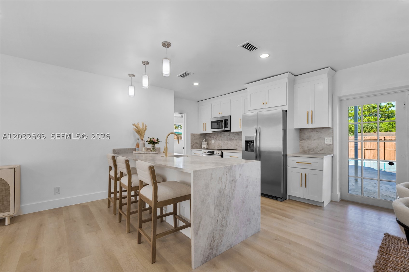 HOLLYWOOD HILLS AMEN PLAT - Residential