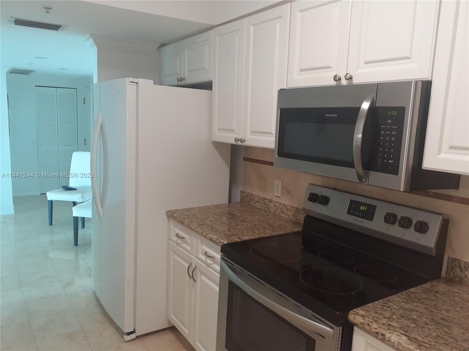 ST LOUIS CONDO - Residential Lease
