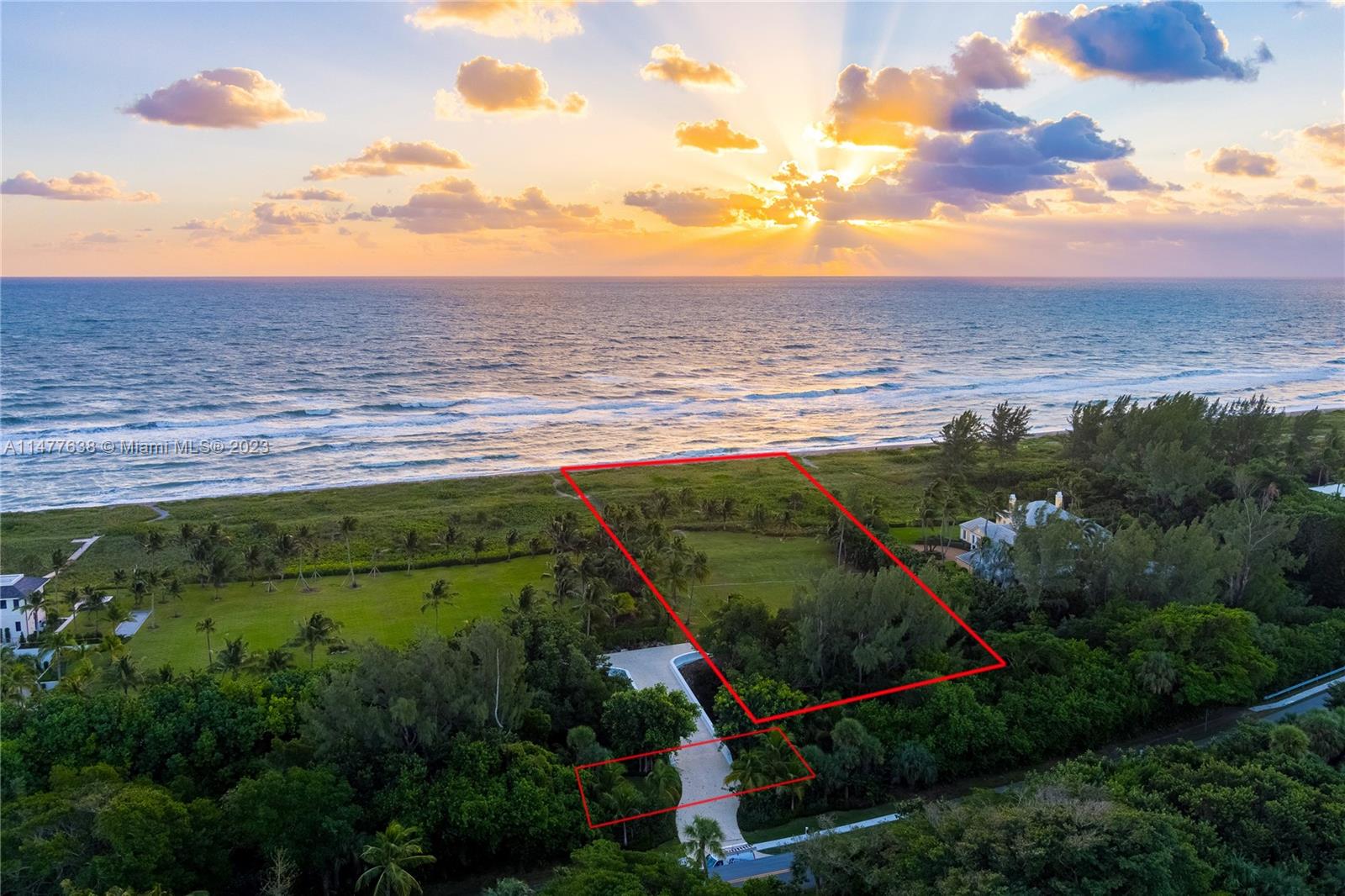 Own a ±2-acre lot with ±140 feet of stunning oceanfront views on prestigious Jupiter Island.
A new entry bridge leads to privacy and lush surroundings.
With a private beach and 15 feet of elevation, this is a once-in-a-lifetime opportunity for panoramic ocean views and magnificent sunrises over the Atlantic.
The property includes plans for a proposed ±9,500-square-foot residence designed by the award-winning architecture firm of Dailey Janssen. The plans feature a 6BD, 7.5BT main house with a spacious basement and a guest house.