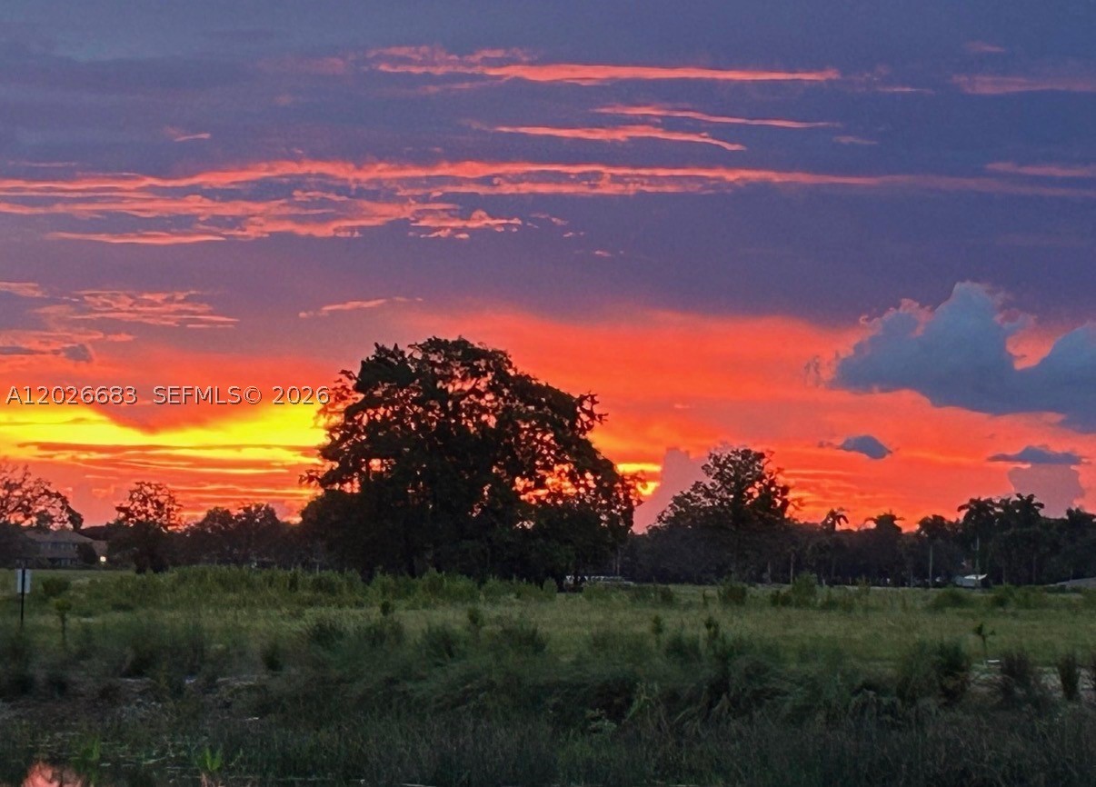 FAIRWAYS OF SUNRISE - Residential