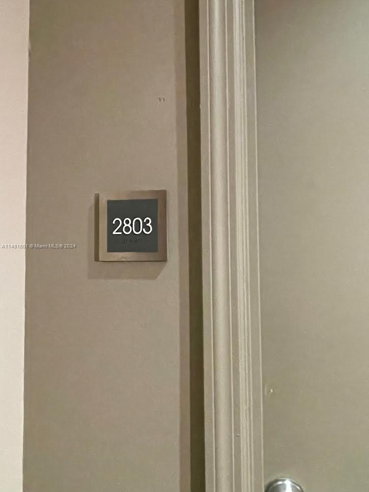 THE PLAZA 901 BRICKELL CO - Residential Lease