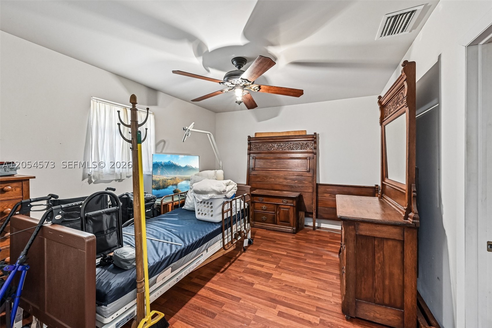 WATERFRONT BAY INDIAN RIVE - Residential