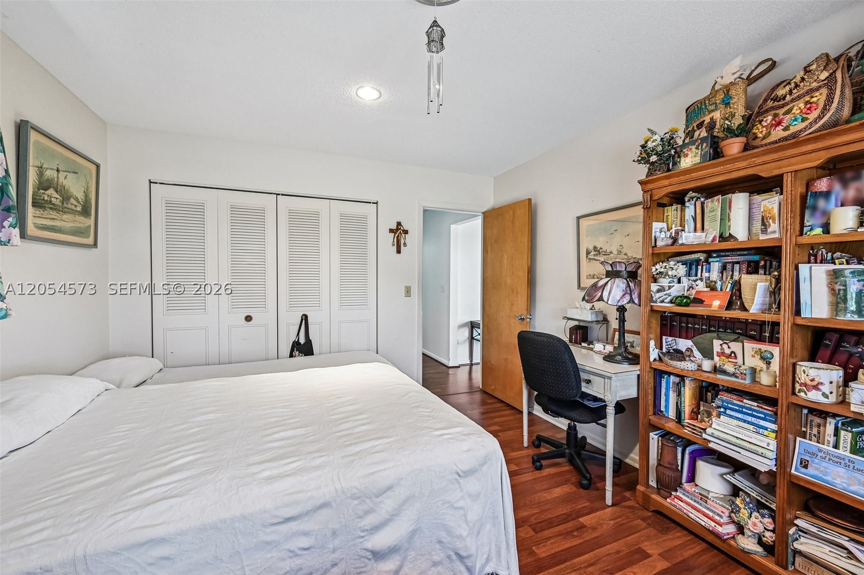 WATERFRONT BAY INDIAN RIVE - Residential