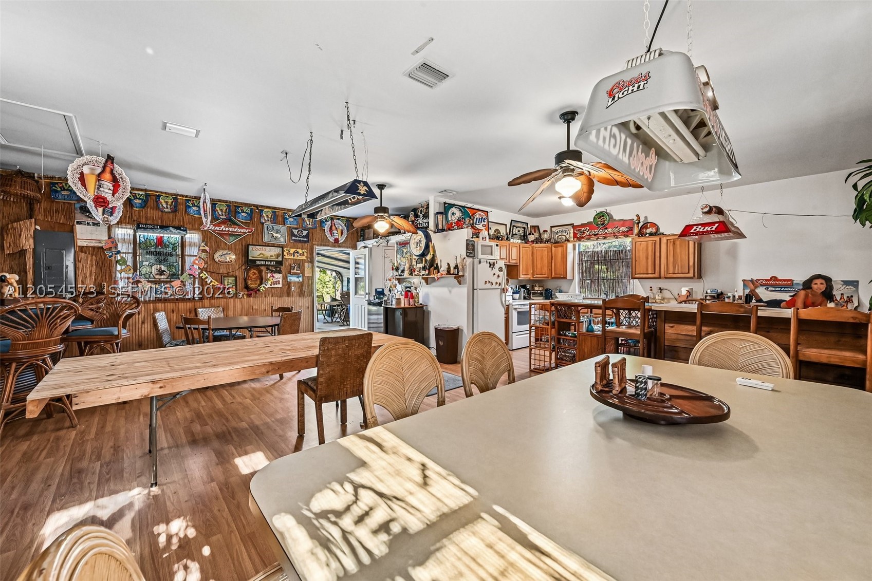 WATERFRONT BAY INDIAN RIVE - Residential