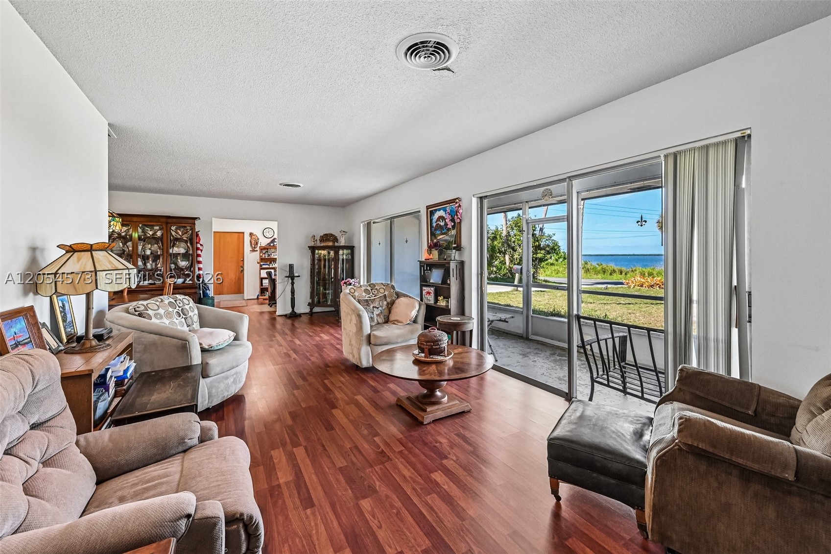 WATERFRONT BAY INDIAN RIVE - Residential