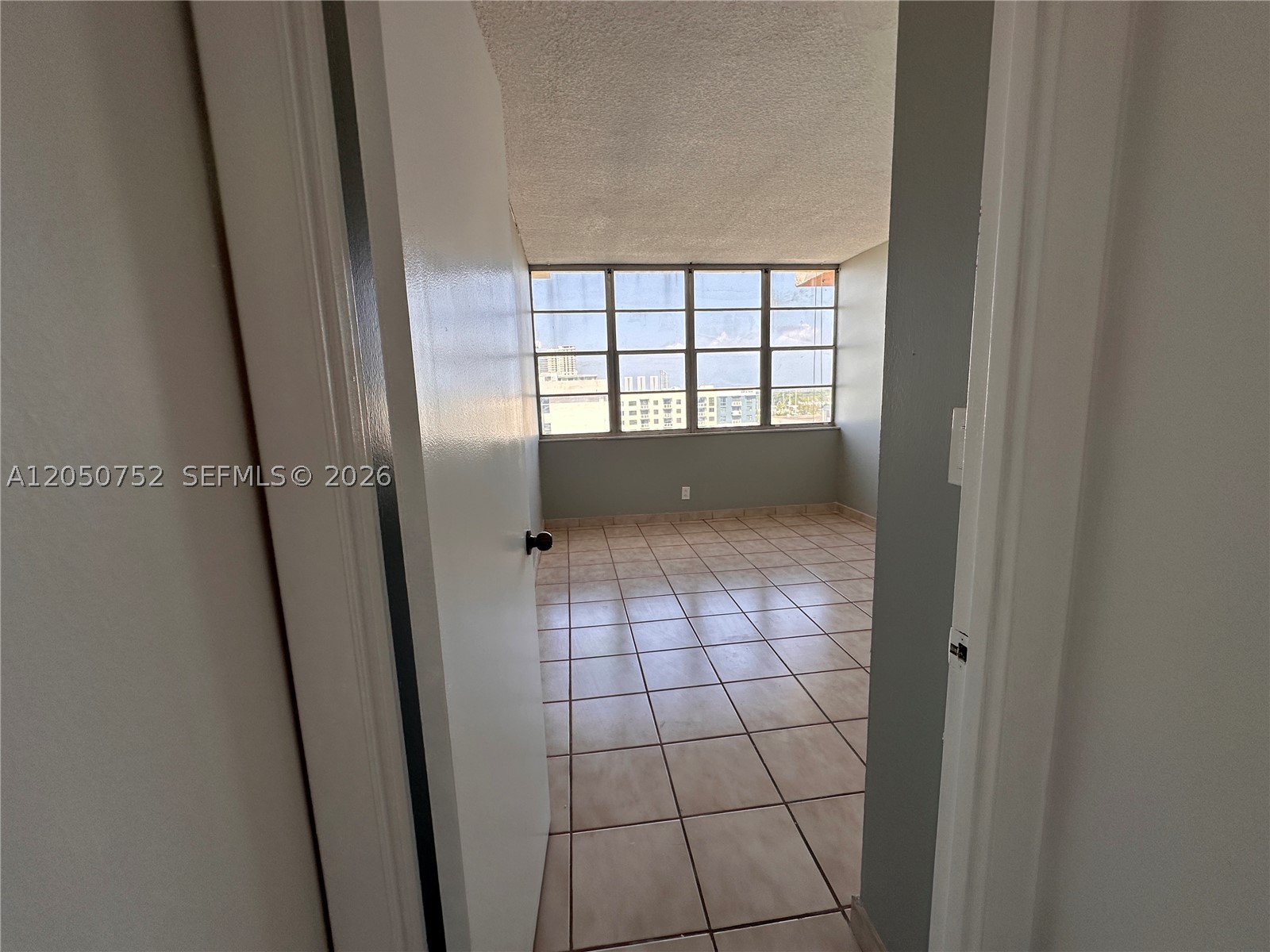 CRESTVIEW TOWERS CONDO - Residential Lease
