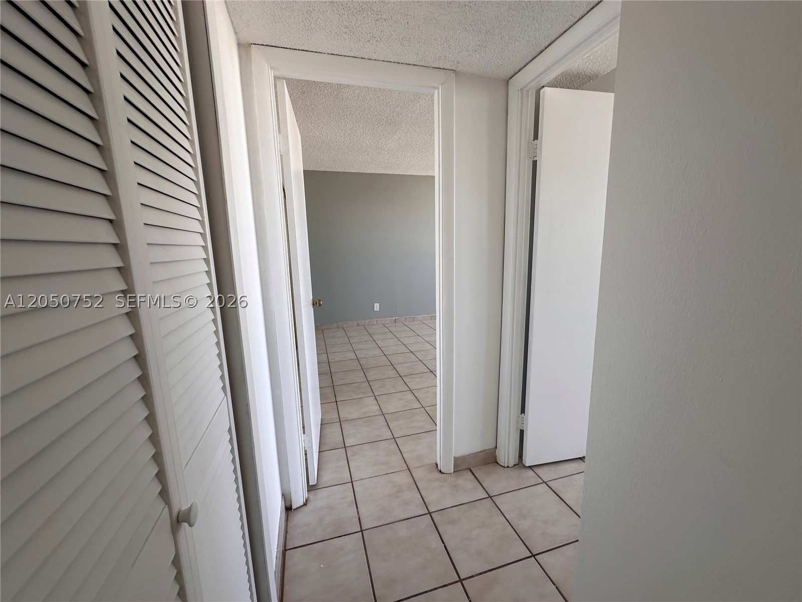 CRESTVIEW TOWERS CONDO - Residential Lease