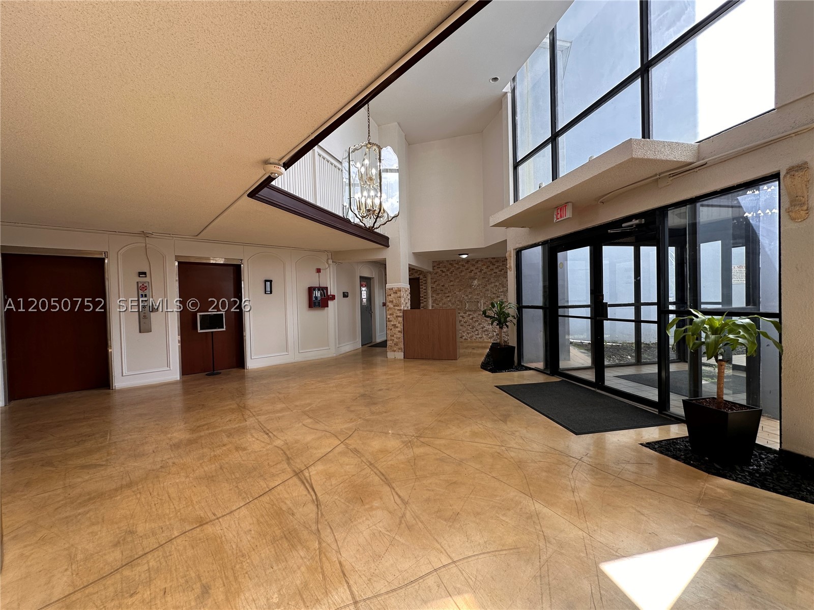 CRESTVIEW TOWERS CONDO - Residential Lease