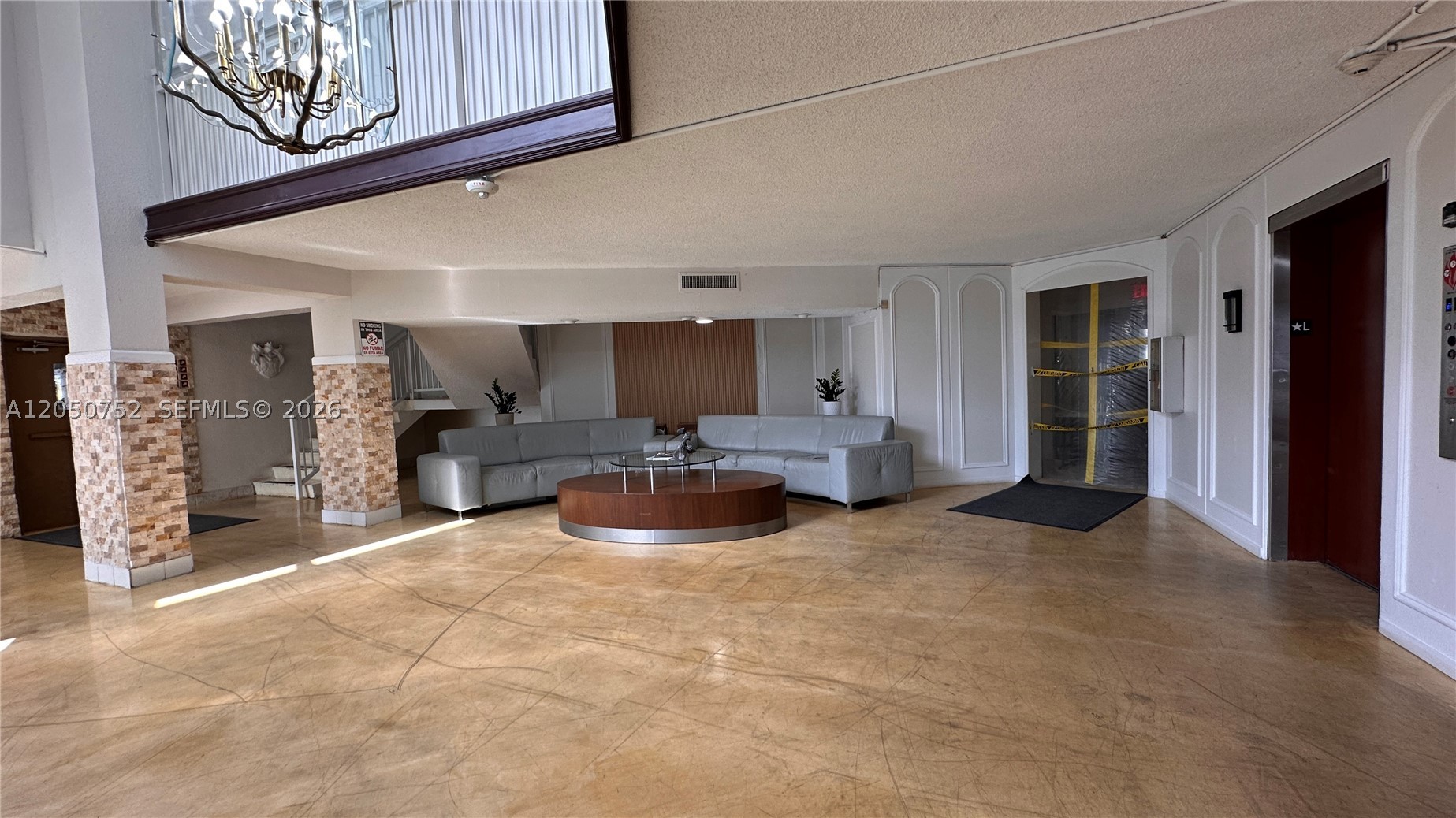 CRESTVIEW TOWERS CONDO - Residential Lease