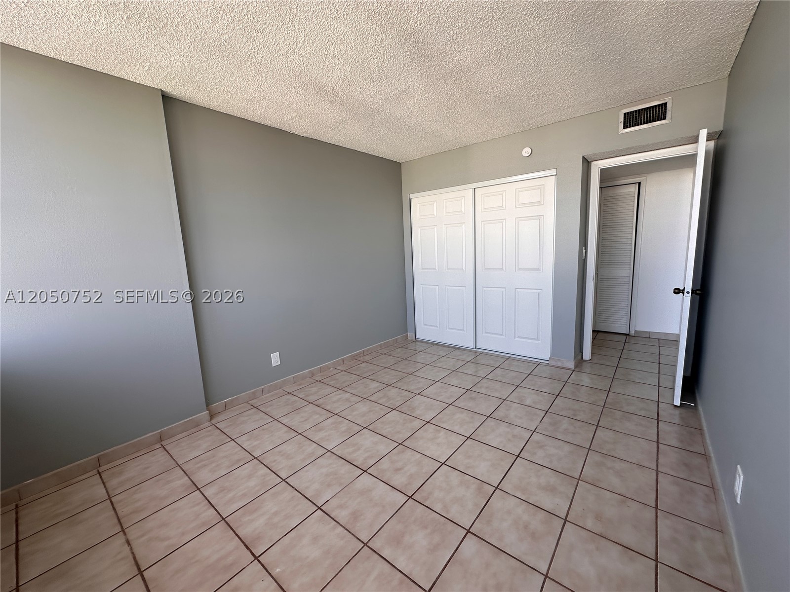 CRESTVIEW TOWERS CONDO - Residential Lease