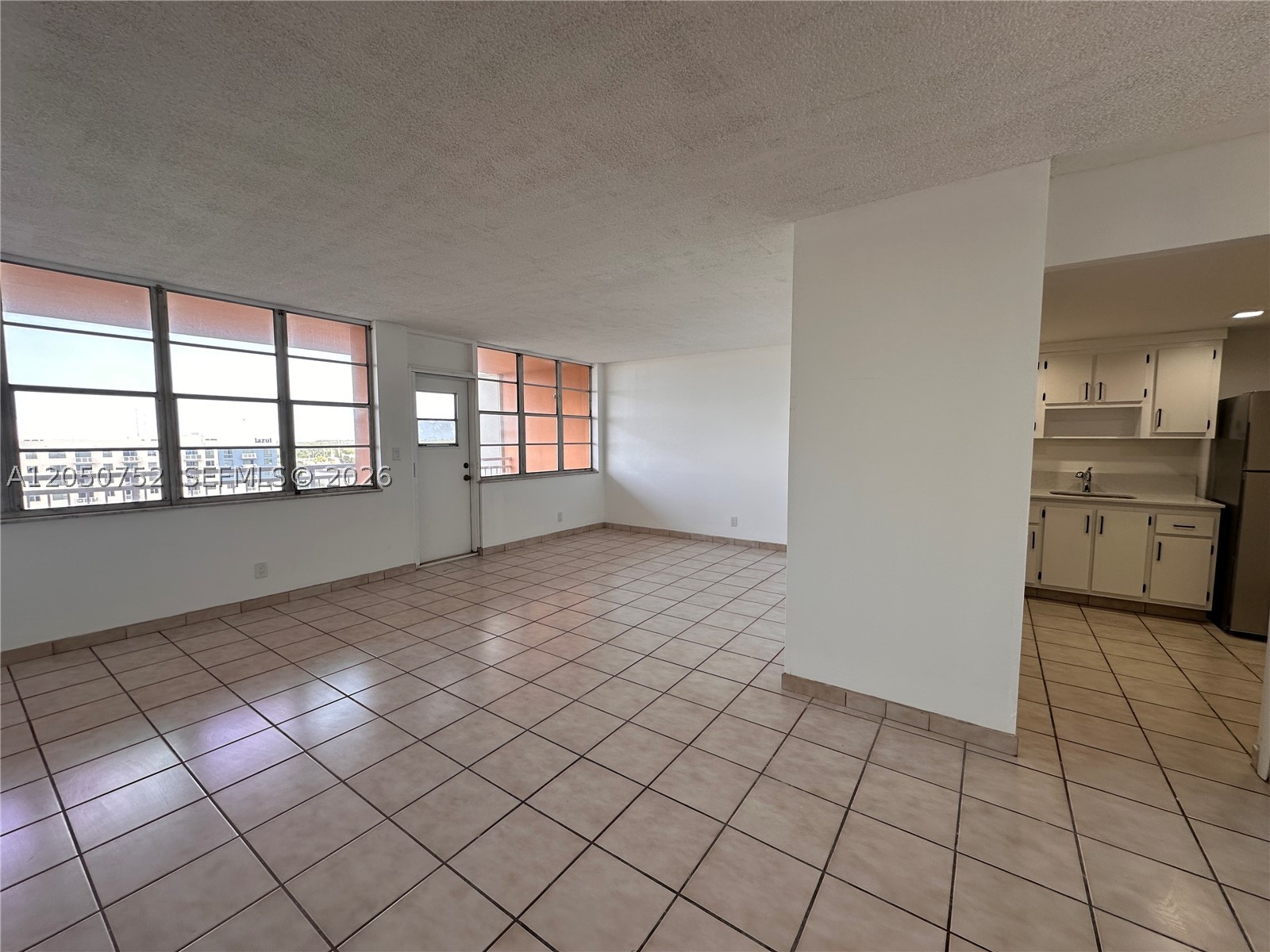 CRESTVIEW TOWERS CONDO - Residential Lease