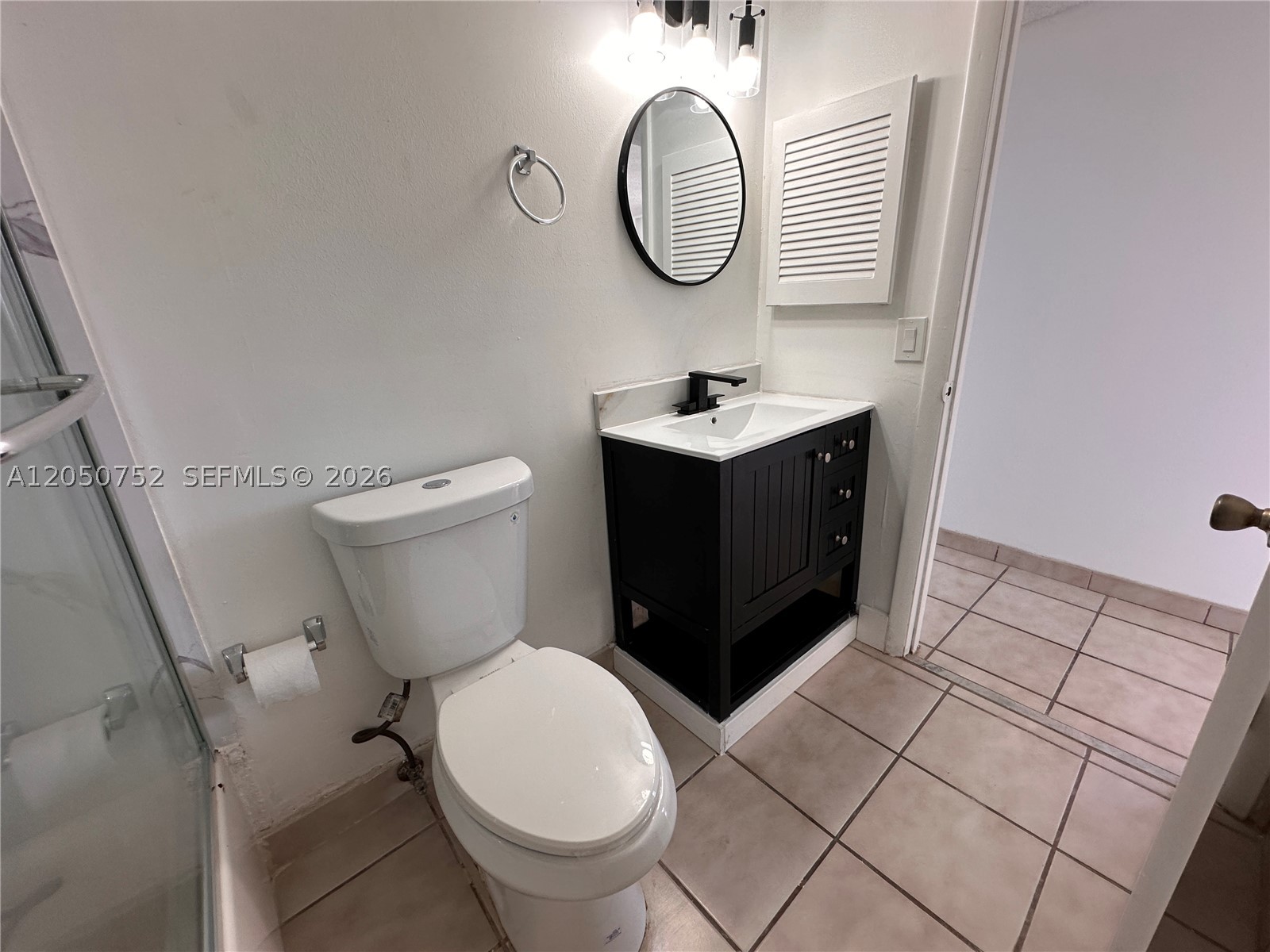 CRESTVIEW TOWERS CONDO - Residential Lease
