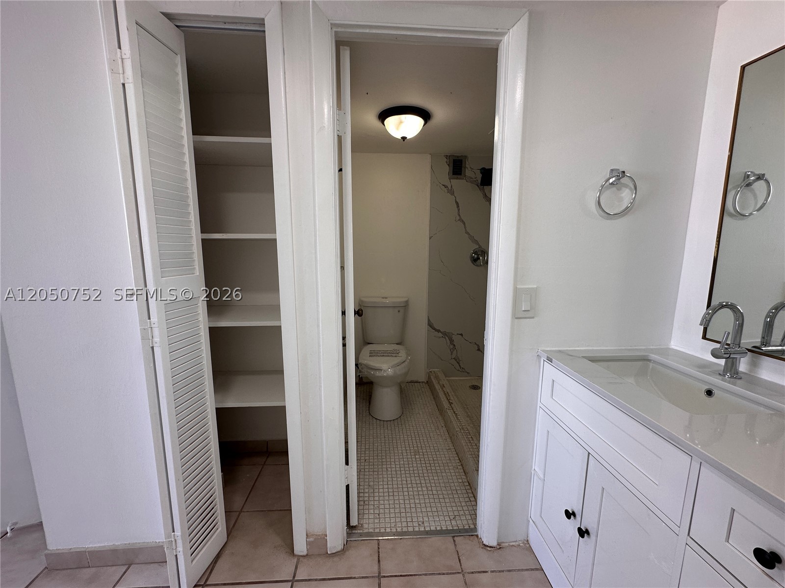 CRESTVIEW TOWERS CONDO - Residential Lease