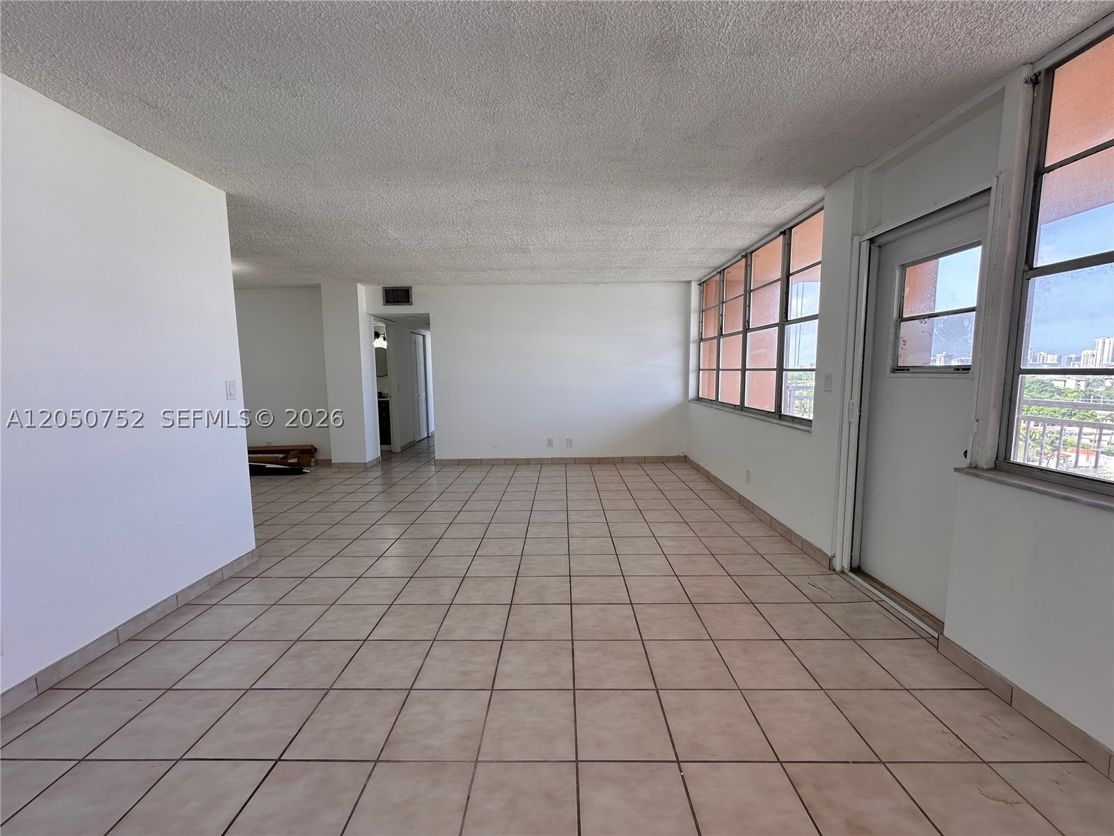 CRESTVIEW TOWERS CONDO - Residential Lease