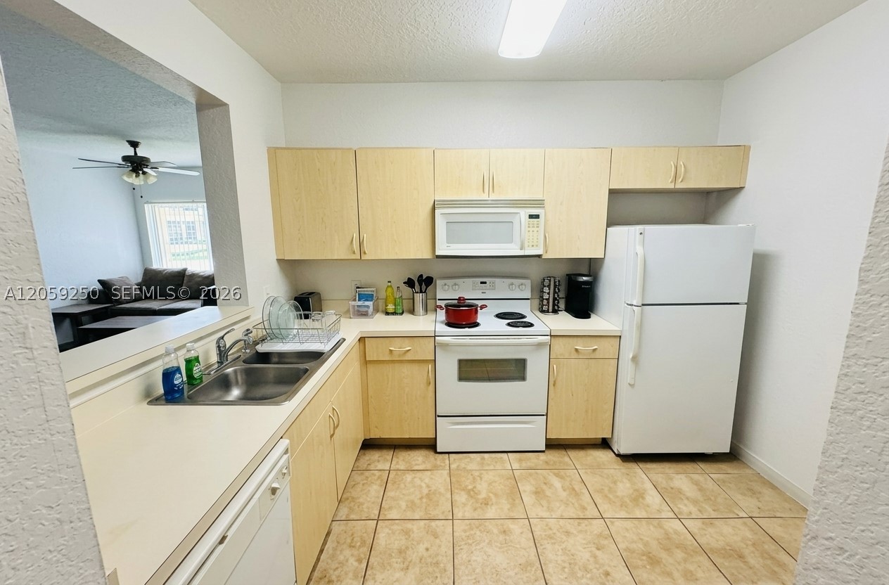 BELVEDERE ISLES CONDO - Residential