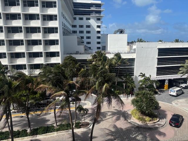 THE DECOPLAGE CONDO - Residential Lease