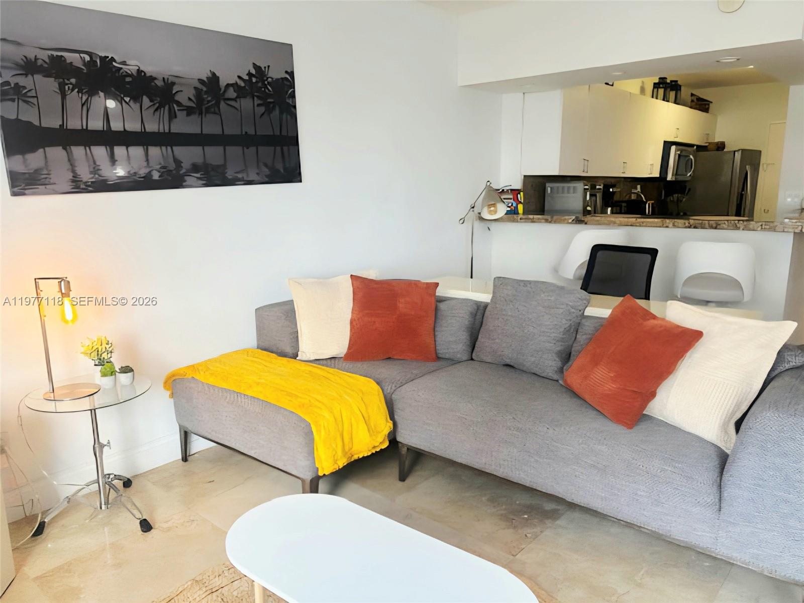 THE DECOPLAGE CONDO - Residential Lease