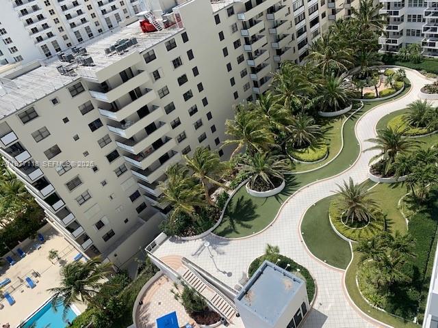 THE DECOPLAGE CONDO - Residential Lease