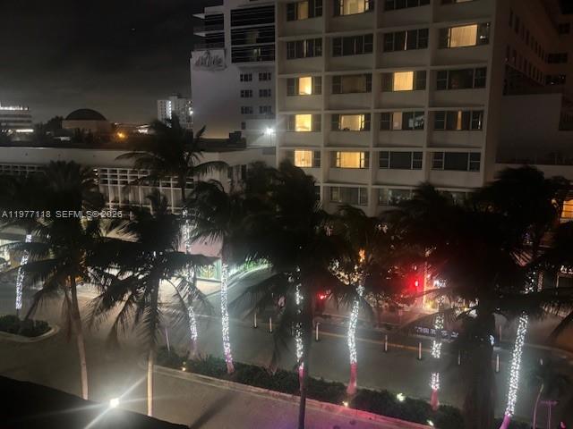 THE DECOPLAGE CONDO - Residential Lease