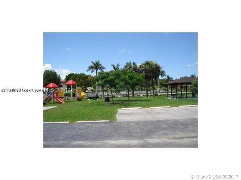 LAGUNA TROPICAL CONDO - Residential Lease