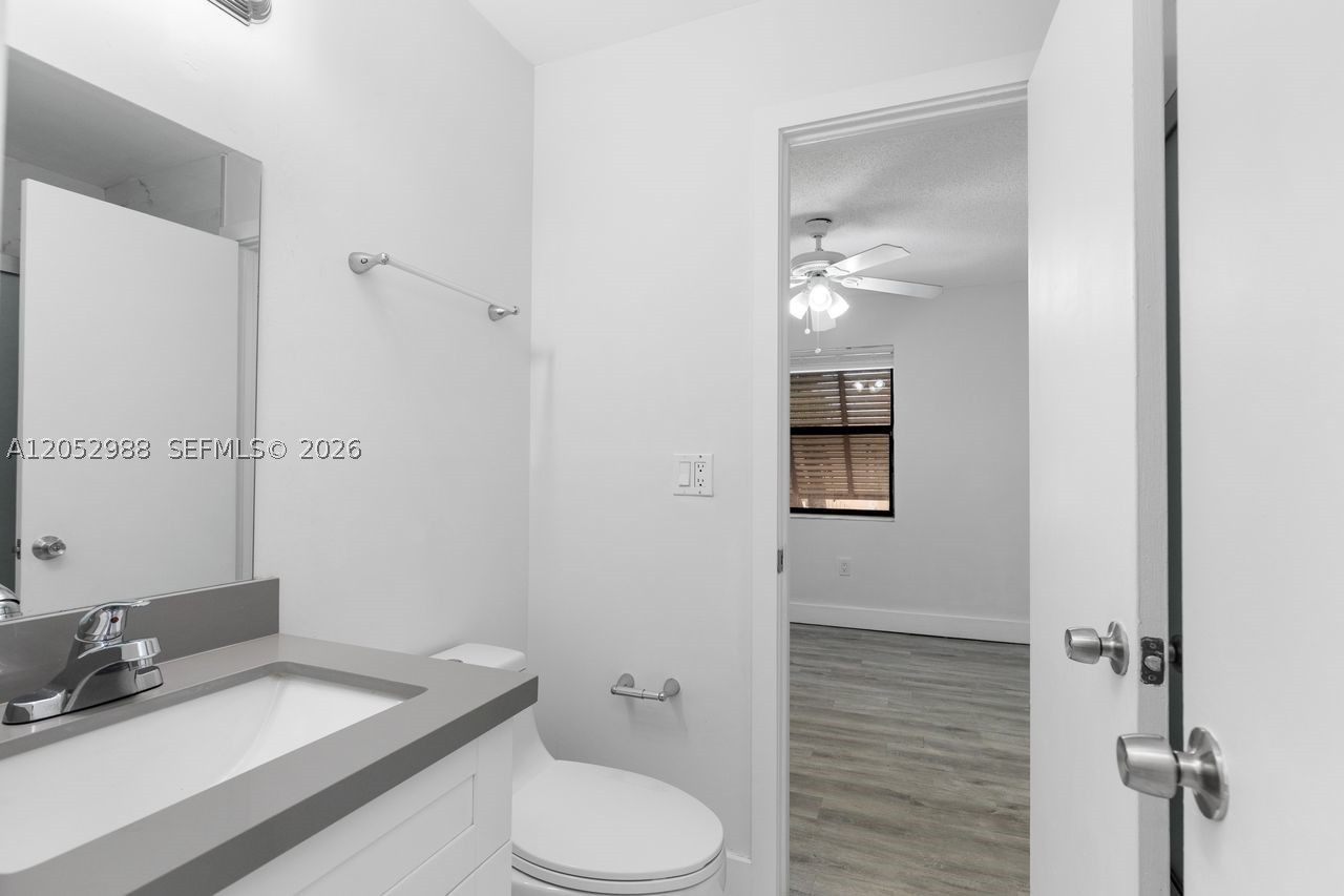 LAGUNA TROPICAL CONDO - Residential Lease