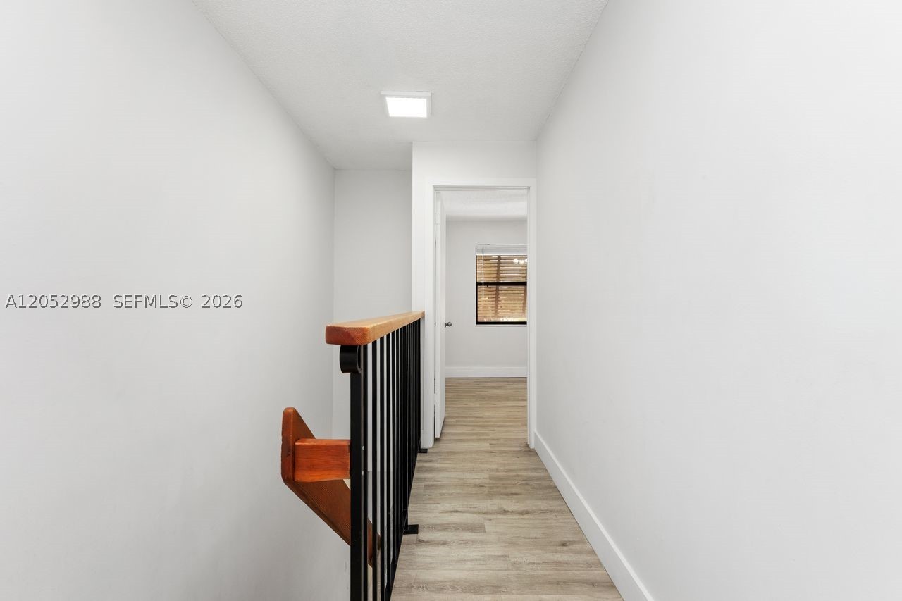 LAGUNA TROPICAL CONDO - Residential Lease