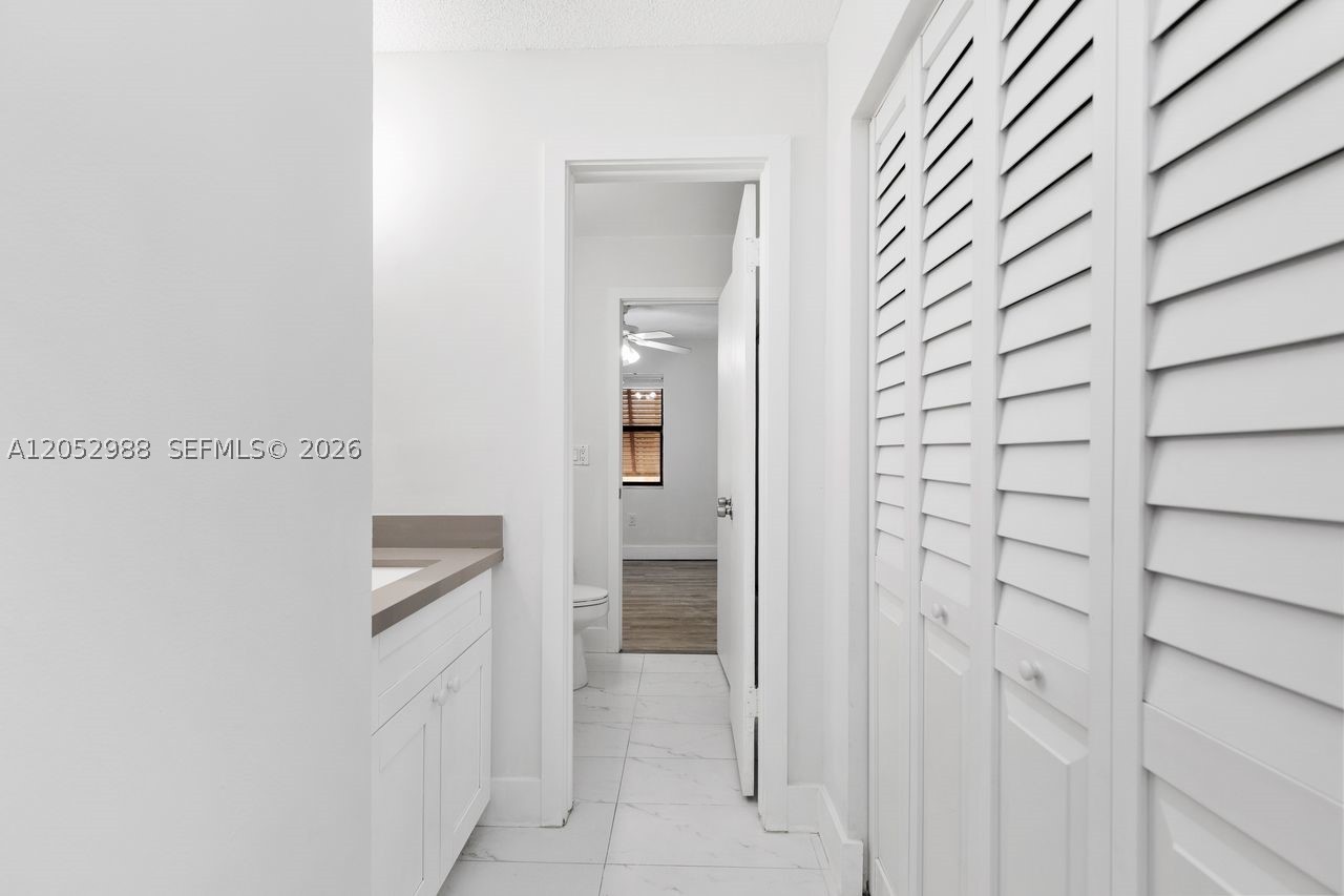 LAGUNA TROPICAL CONDO - Residential Lease