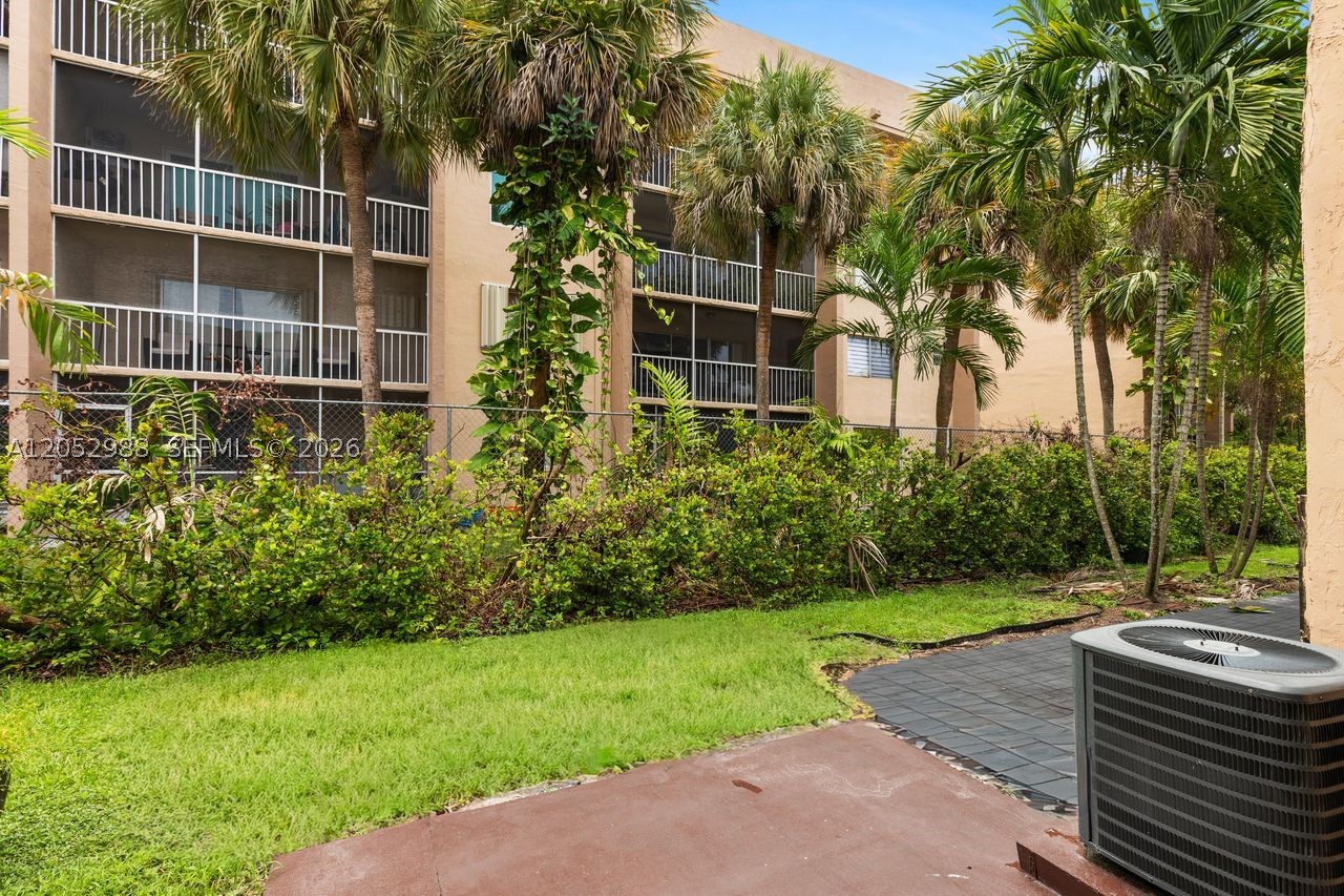 LAGUNA TROPICAL CONDO - Residential Lease