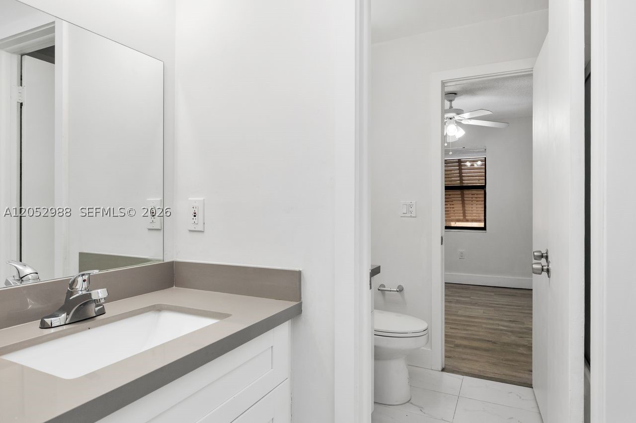 LAGUNA TROPICAL CONDO - Residential Lease