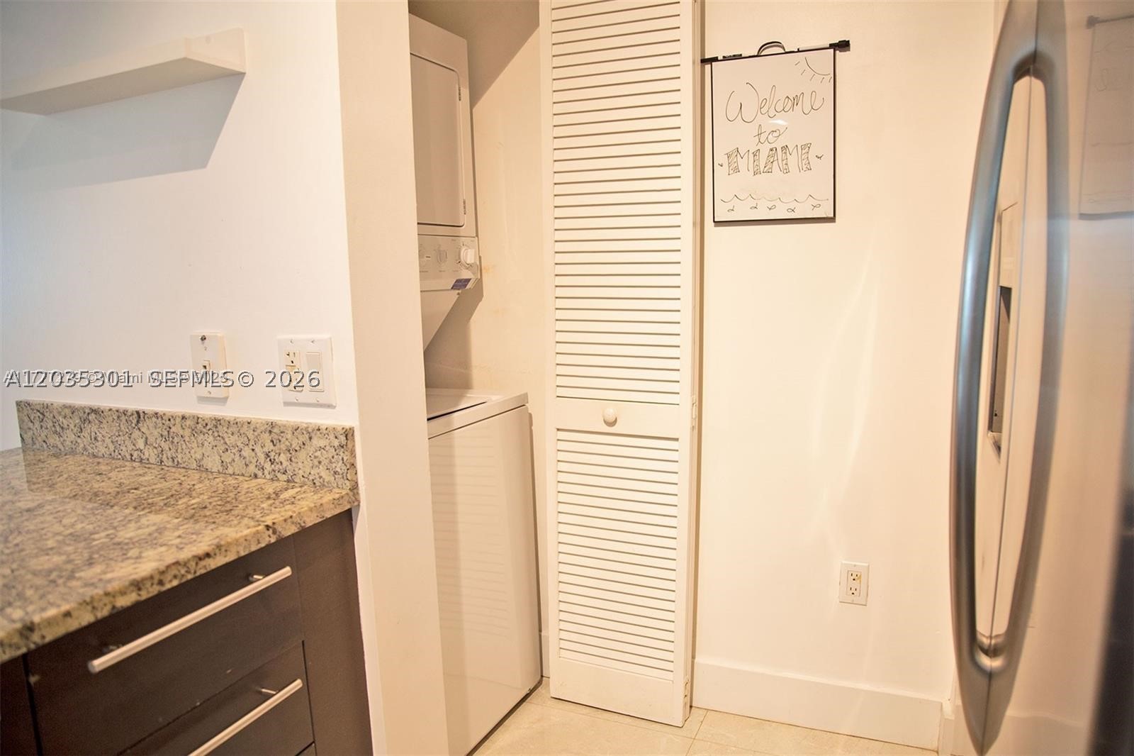 THE PLAZA 901 BRICKELL CO - Residential Lease