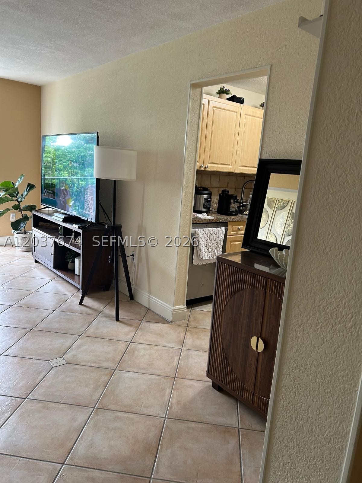 THE FOUNTAINS AT FONTAINE - Residential Lease