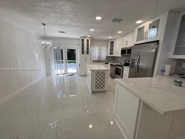COUNTRY CLUB OF MIAMI - F - Residential Lease