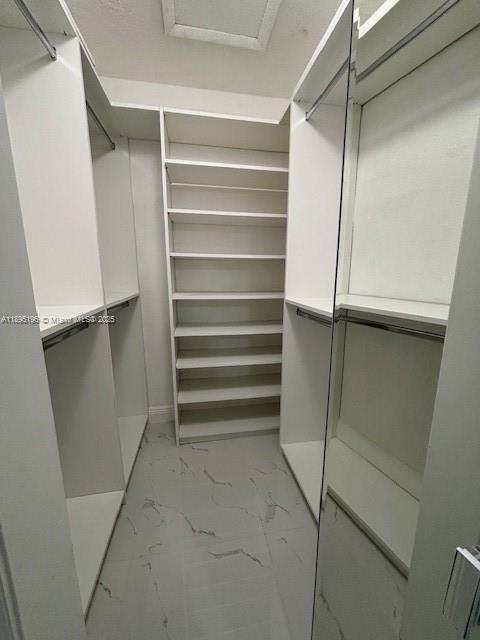 COUNTRY CLUB OF MIAMI - F - Residential Lease