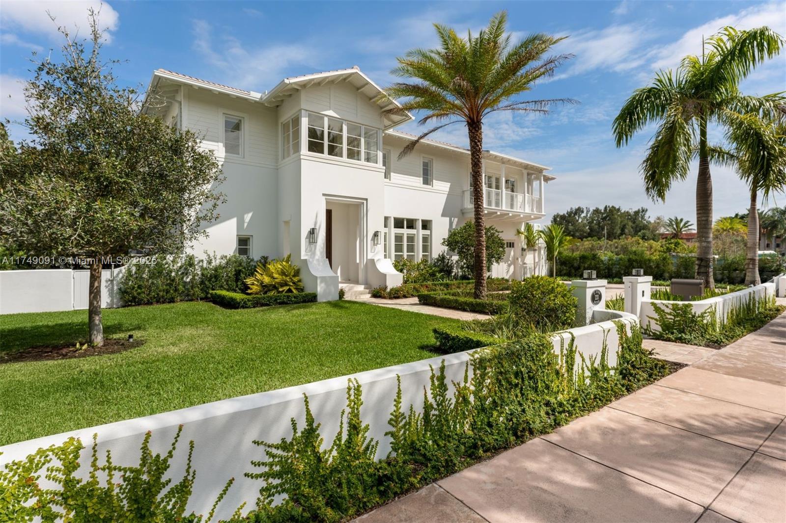 CORAL GABLE COUNTRY CLUB - Residential