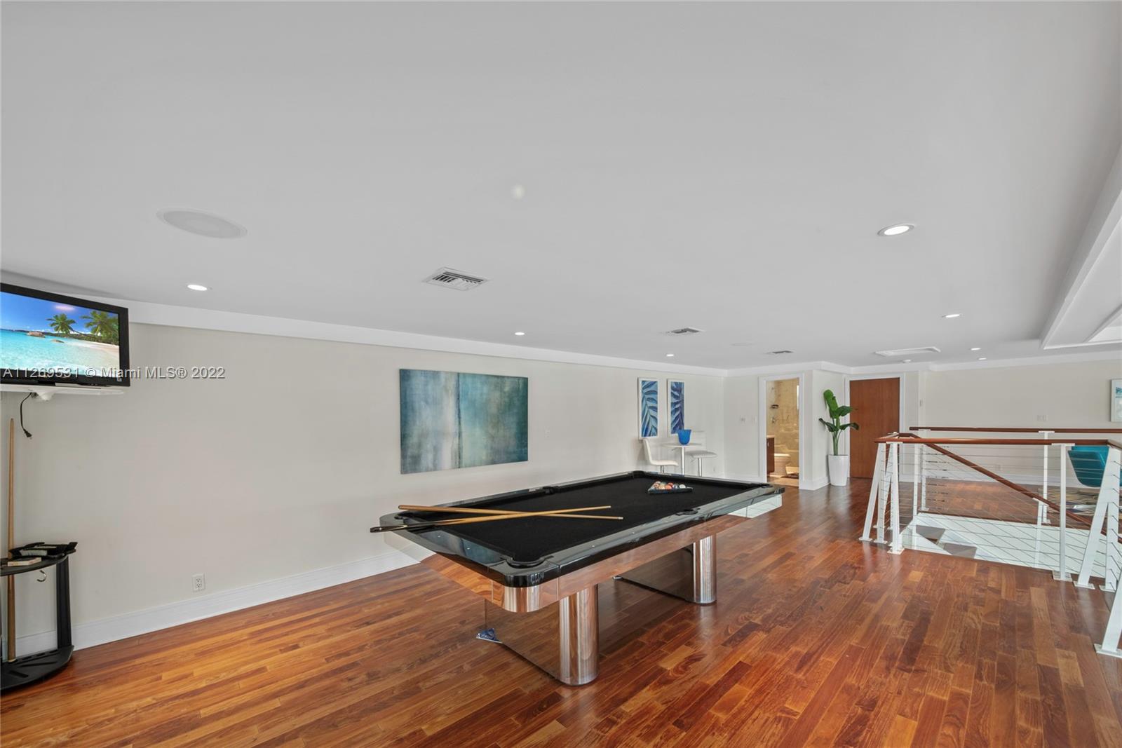 CORAL RIDGE COUNTRY CLUB - Residential