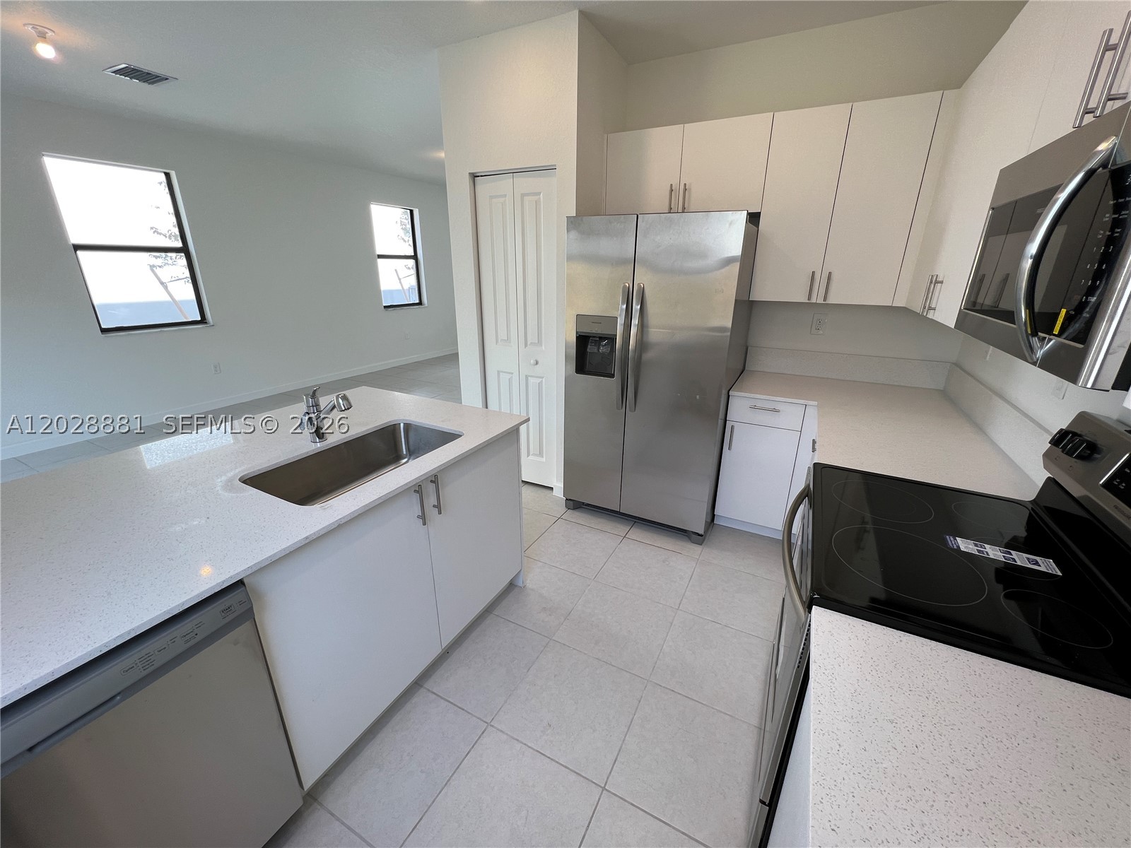 SIENA RESERVE - Residential Lease
